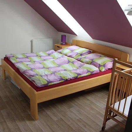 Emilie - Hradebni 44, Nové Hrady